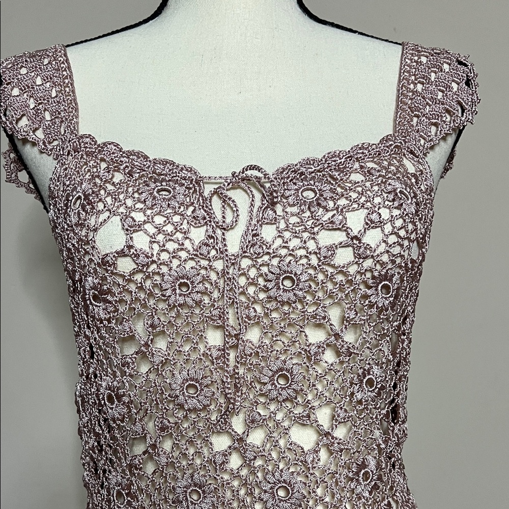 🌸🩷The Limited Crochet Lace Blouse in Light Purple - Picture 6 of 15